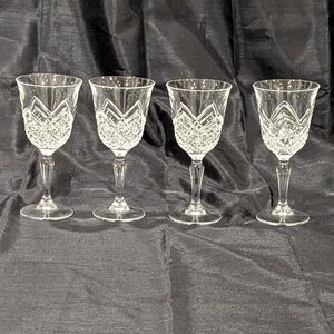Crystal Wine Glasses Set of 4 Masquerade by Cristal D'Arques-Durand 6 oz